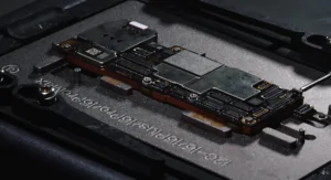 iPhone 15 pro max почему не заряжается и не работает сенсор? snimok jekrana 2024 04 26 v 08.15.08 300x163 - iPhone 15 pro max почему не заряжается и не работает сенсор?
